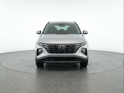Shimmering Silver 2025 Hyundai TUCSON SEL