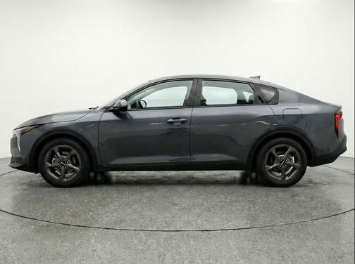 Interstellar Gray 2025 Kia K4 LXS