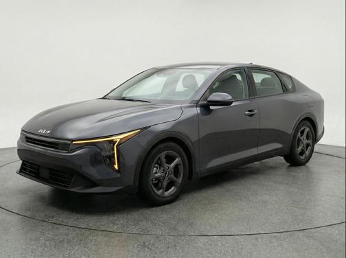 Interstellar Gray 2025 Kia K4 LXS