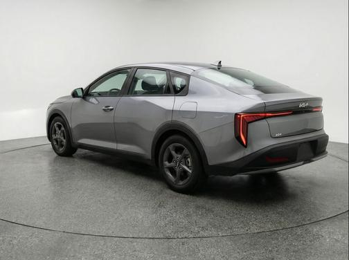 Interstellar Gray 2025 Kia K4 LXS