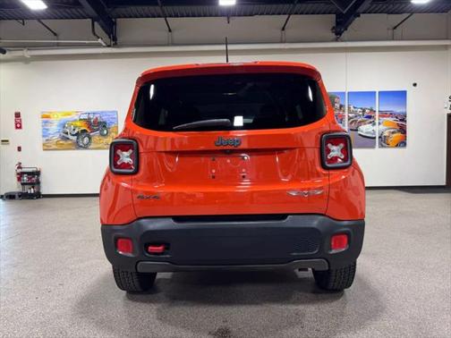 2016 Jeep Renegade Trailhawk
