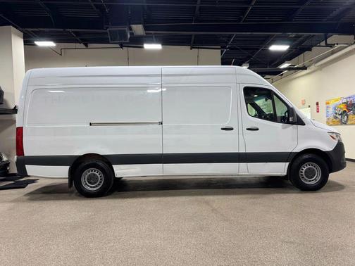 2020 Mercedes-Benz Sprinter 2500 High Roof