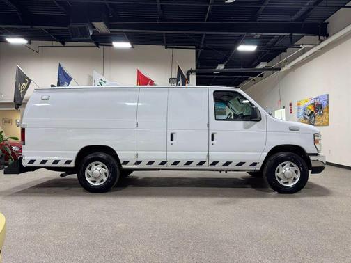 2012 Ford E350 Super Duty Recreational