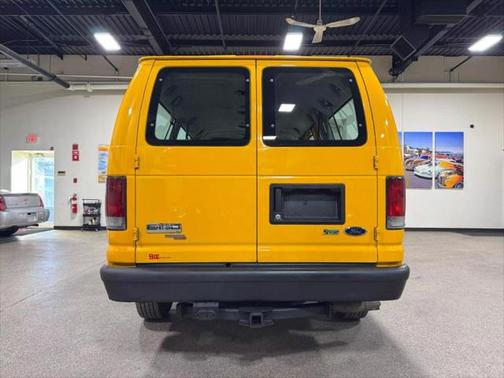 2009 Ford E150 Base