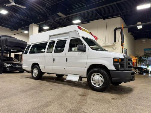 White 2014 Ford E250 Extended Van 3D