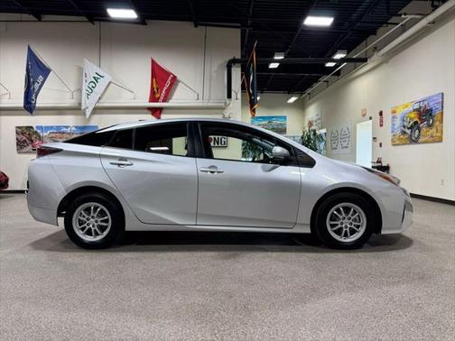 2016 Toyota Prius Two