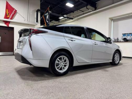 2016 Toyota Prius Two