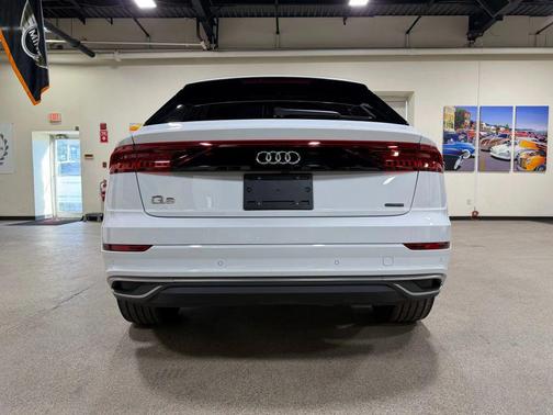 2023 Audi Q8 55 Premium