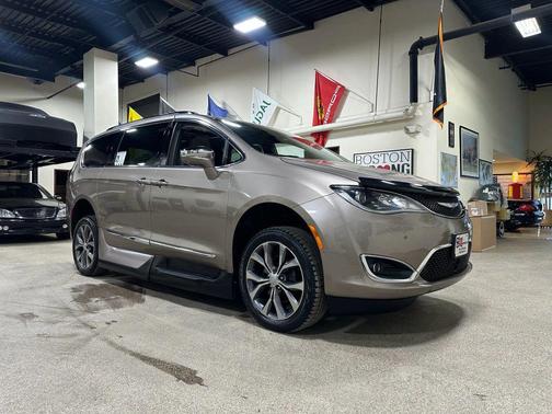 2017 Chrysler Pacifica Limited
