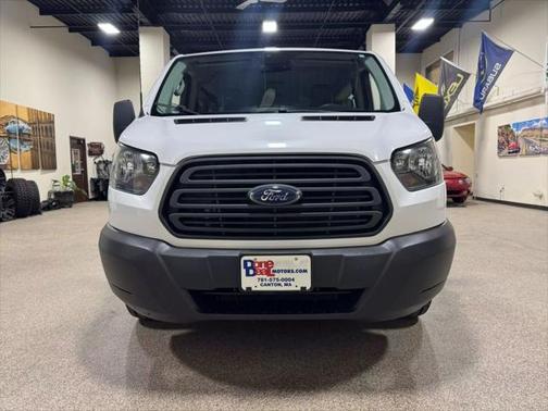 2016 Ford Transit-150 XL