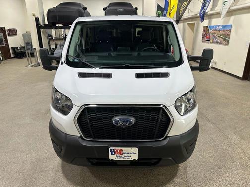 2021 Ford Transit-150 XL