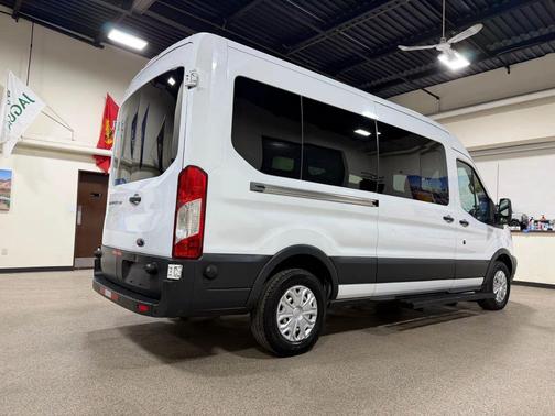 2015 Ford Transit-250 Base