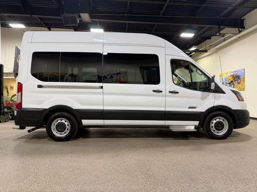 2021 Ford Transit-350 XL