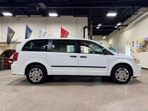 2014 Dodge Grand Caravan AVP/SE