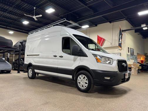 2022 Ford Transit-250 Base