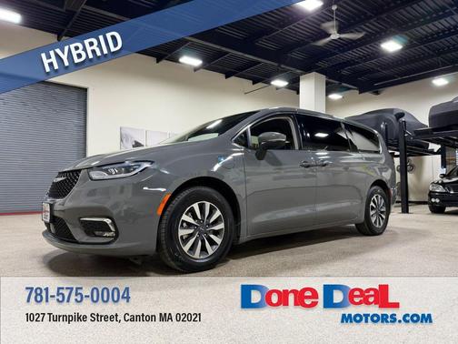 Gray 2023 Chrysler Pacifica Hybrid Touring L