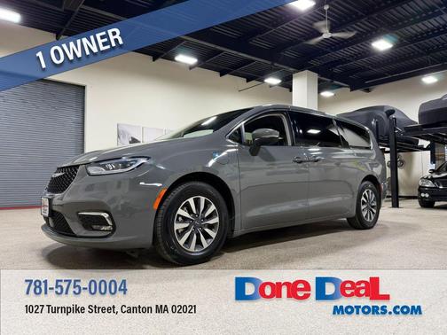 Gray 2023 Chrysler Pacifica Hybrid Touring L