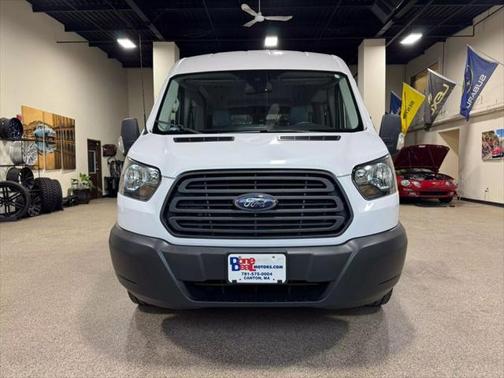 2017 Ford Transit-150 XL