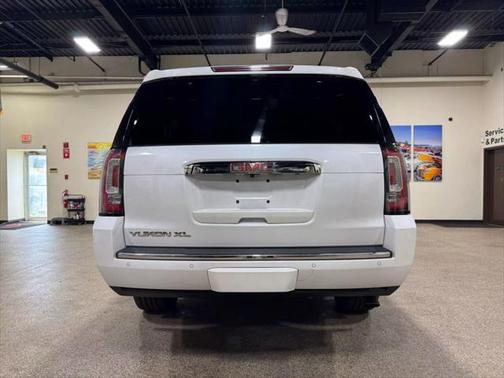 2016 GMC Yukon XL Denali