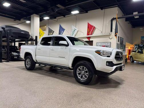2017 Toyota Tacoma SR5