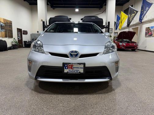 2014 Toyota Prius Two