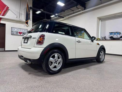 2009 MINI Cooper Base