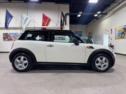 2009 MINI Cooper Base