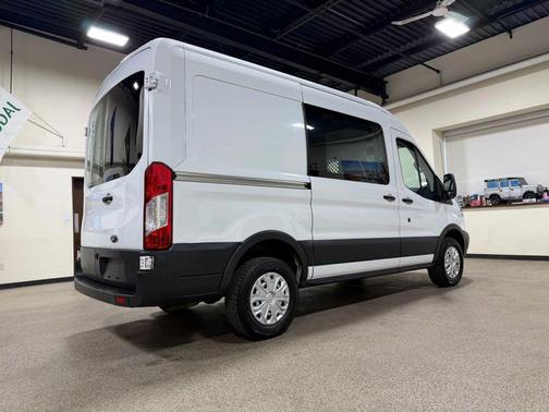 2017 Ford Transit-250 Base
