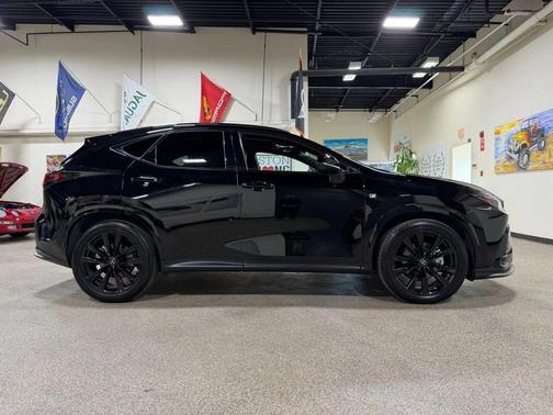 2022 Lexus NX 350 F SPORT Handling