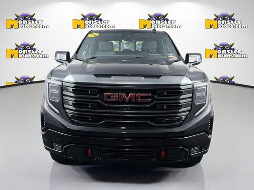 Onyx Black 2022 GMC Sierra 1500 AT4