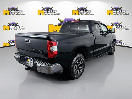 Midnight Black Metallic 2018 Toyota Tundra SR5