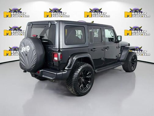 Black Clearcoat 2023 Jeep Wrangler 4-Door Sahara