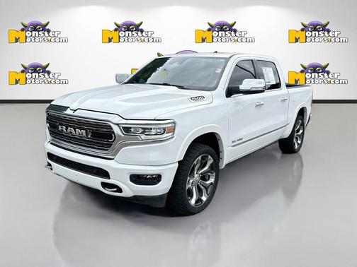 Bright White Clearcoat 2022 RAM 1500 Limited