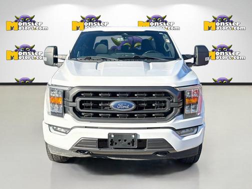 Oxford White 2023 Ford F-150 XLT
