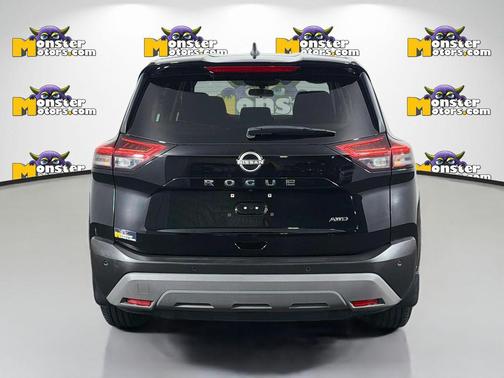 Super Black 2022 Nissan Rogue S