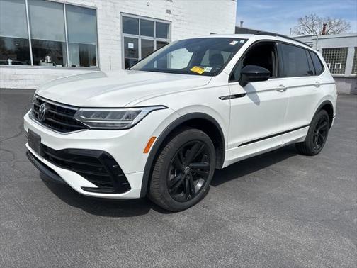 2023 Volkswagen Tiguan 2.0T SE R-Line Black 4MOTION