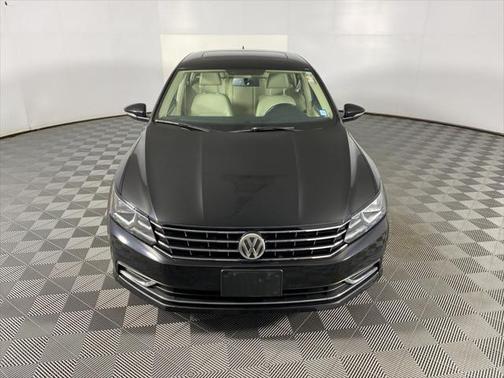 2017 Volkswagen Passat 1.8T SE