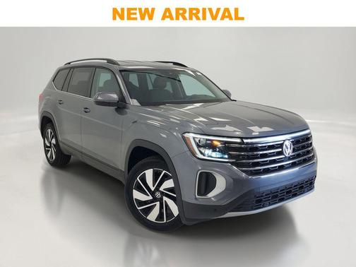 Gray 2025 Volkswagen Atlas 2.0T SE w/Technology 4MOTION