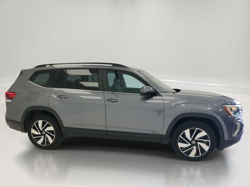 Gray 2025 Volkswagen Atlas 2.0T SE w/Technology 4MOTION