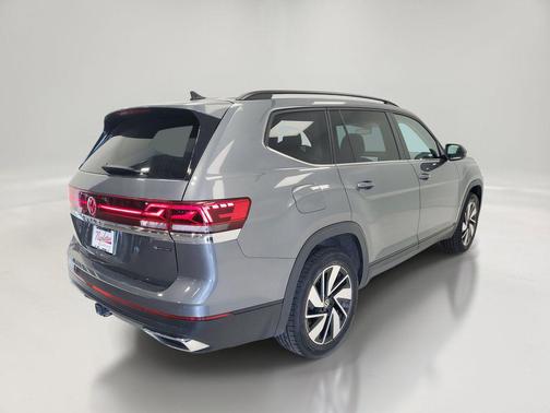 Gray 2025 Volkswagen Atlas 2.0T SE w/Technology 4MOTION