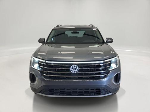 Gray 2025 Volkswagen Atlas 2.0T SE w/Technology 4MOTION