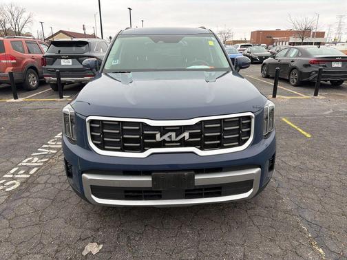 2023 Kia Telluride S
