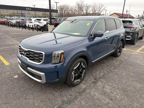 2023 Kia Telluride S