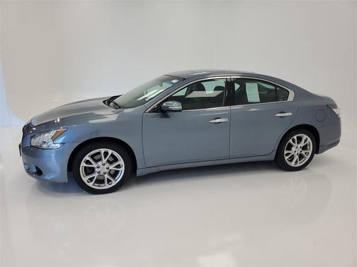 2012 Nissan Maxima SV