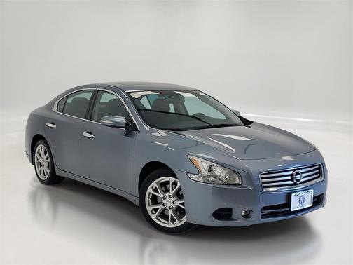 2012 Nissan Maxima SV
