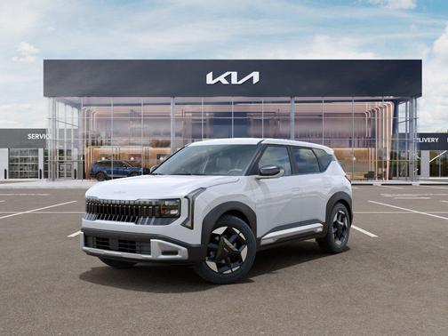 Snow White Pearl 2027 Kia Seltos S
