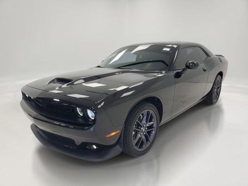 Pitch Black Clearcoat 2022 Dodge Challenger GT