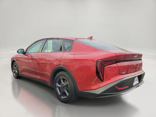 Currant Red 2025 Kia K4 LXS