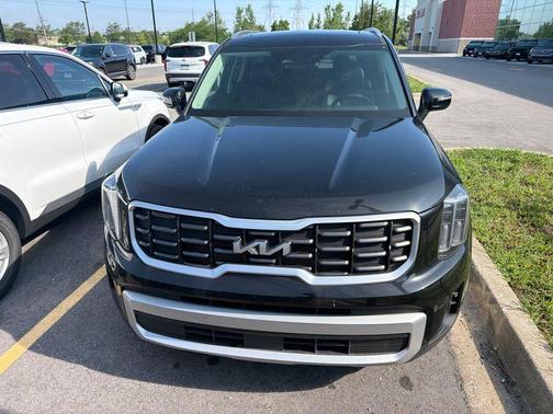 Ebony Black 2025 Kia Telluride S