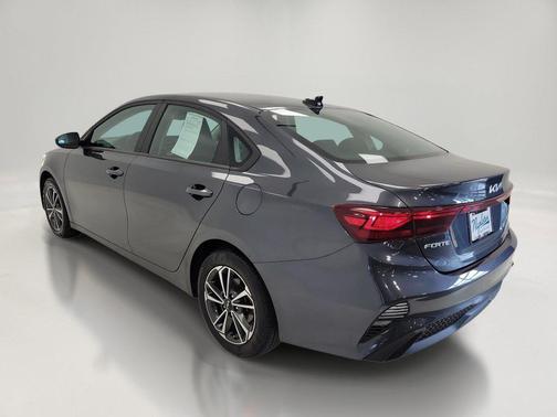 Gravity Gray 2024 Kia Forte LXS
